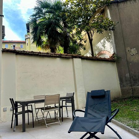 Lr Deluxe Apartments - Porta Venezia - Bilocale Con Giardino Privato มิลาน ภายนอก รูปภาพ