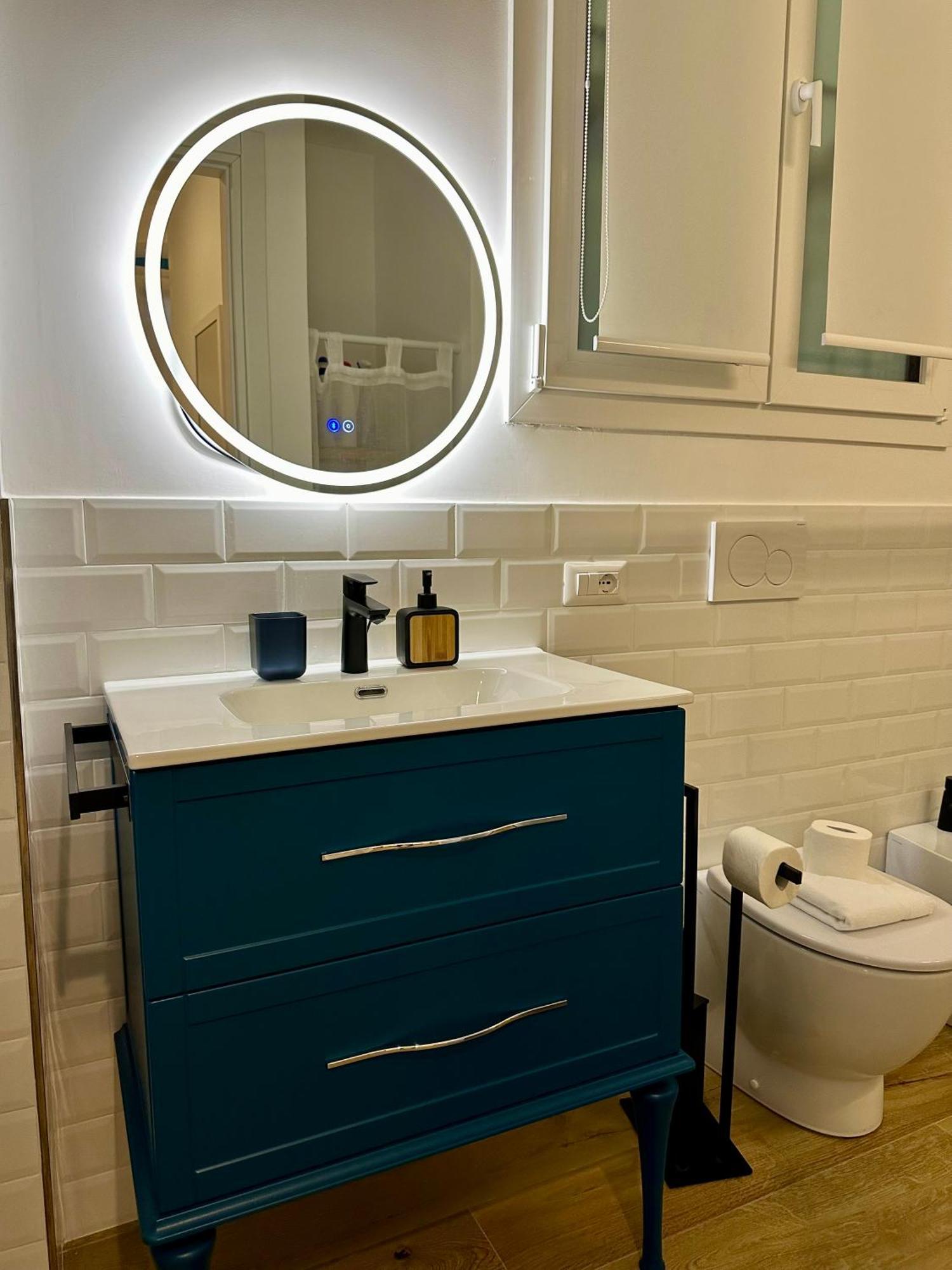 Lr Deluxe Apartments - Porta Venezia - Bilocale Con Giardino Privato มิลาน ภายนอก รูปภาพ