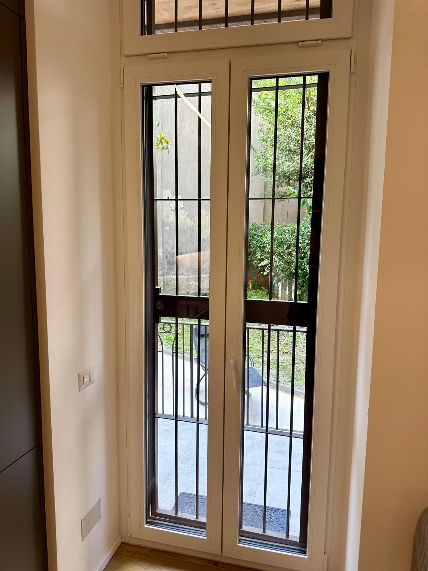 Lr Deluxe Apartments - Porta Venezia - Bilocale Con Giardino Privato มิลาน ภายนอก รูปภาพ